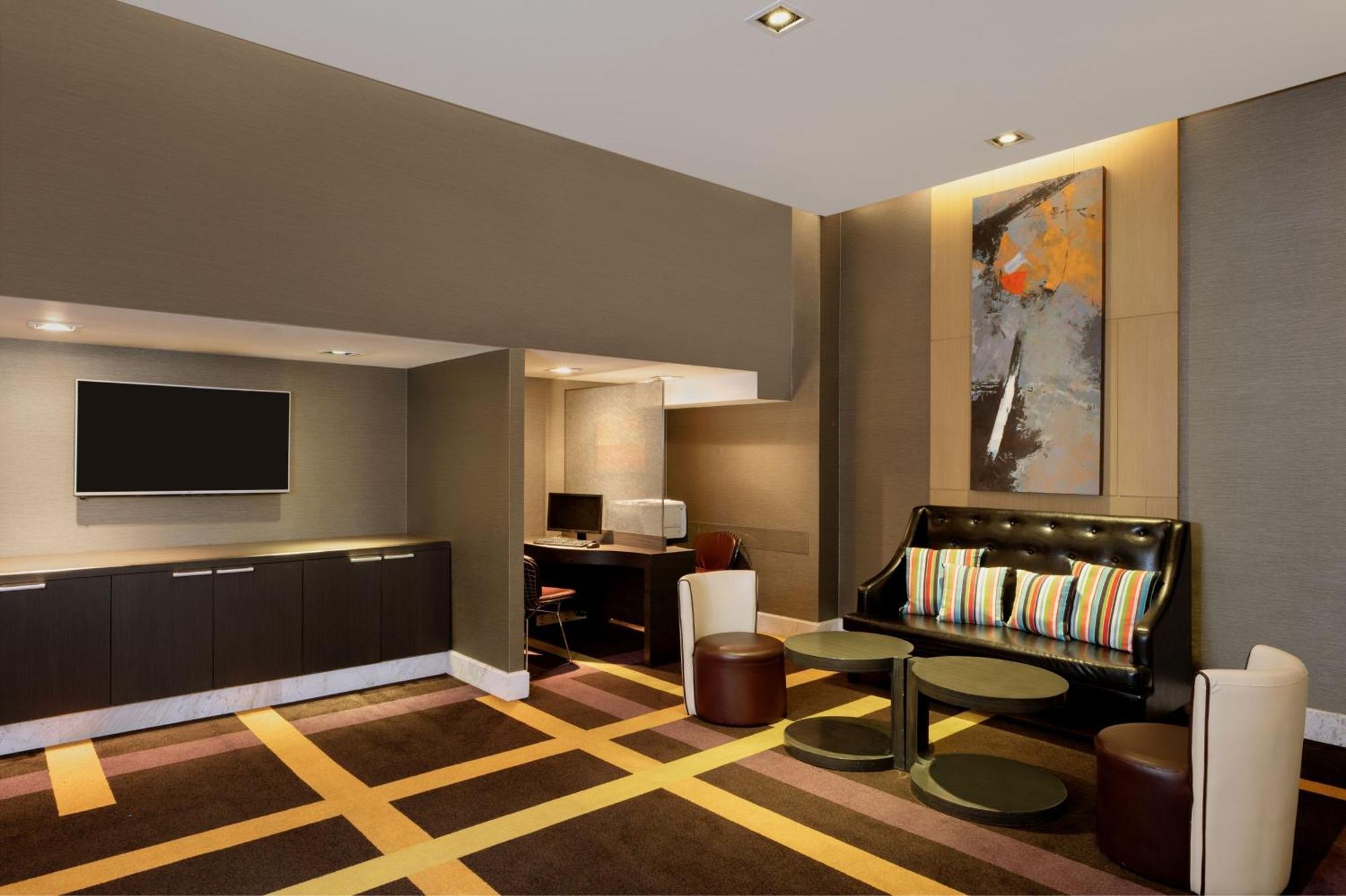 Four Points By Sheraton Bangkok, Sukhumvit 15 Exterior foto